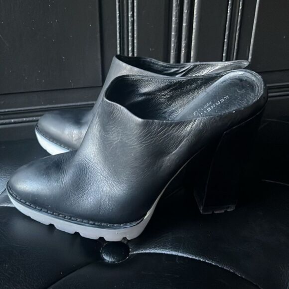 Kenneth Cole New York  Leather Mules - Picture 3 of 5